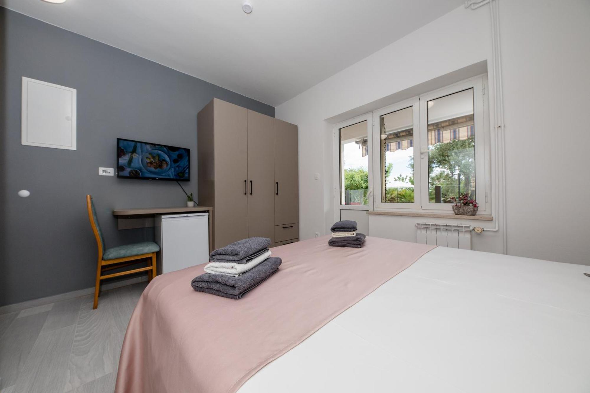 Banjol Apartments Vesela חדר תמונה